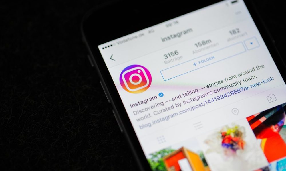 Instagram разрешит публиковать один пост в нескольких аккаунтах одновременно