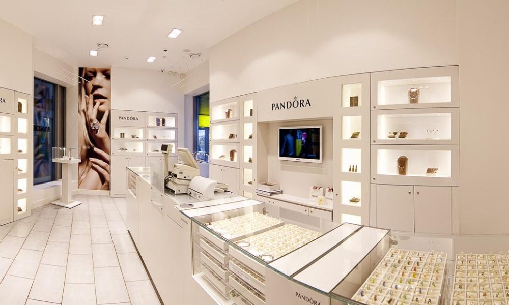 Pandora начнет использовать систему Wi-Fi-мониторинга покупателей
