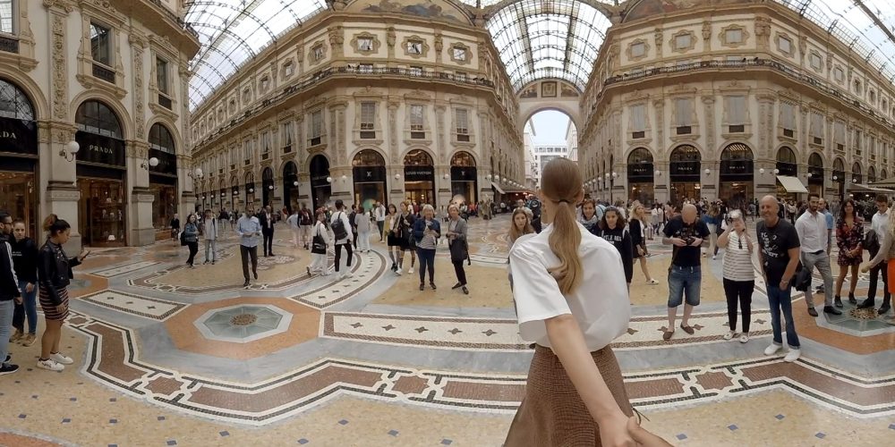 Prada расширяет свой проект виртуальной реальности